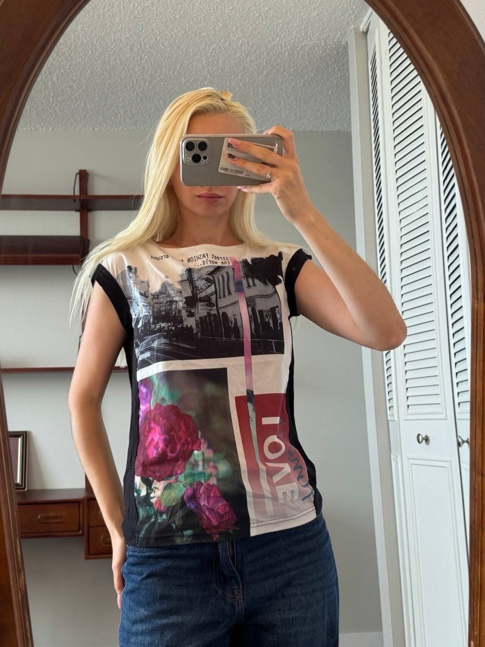 cleo Graphic Short Sleeve Top in Black & White Size XS Like New